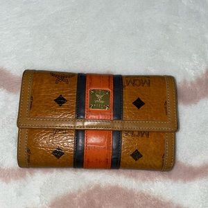 MCM visetos wallet